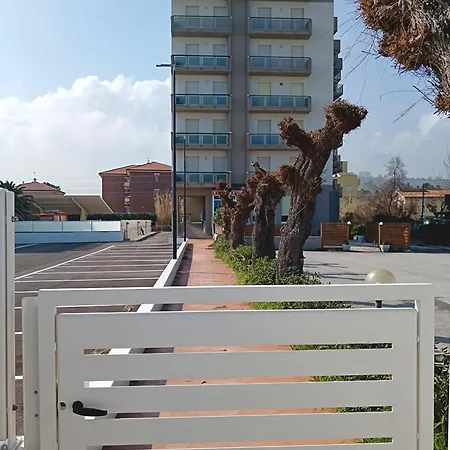 Apartmán Fronte Mare Senigallia- Terrazza Esclusiva Sulla